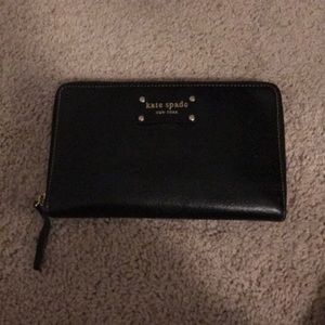 Black Kate Spade Wallet/clutch